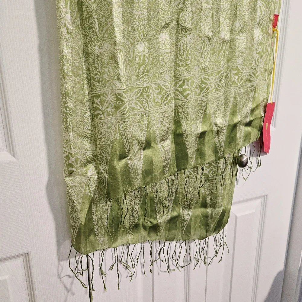 NEW!! Silk 